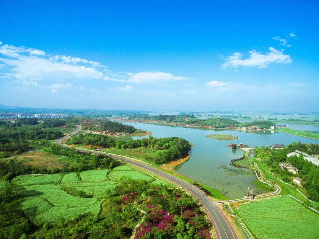 生態(tài)環(huán)境部接連發(fā)布兩份征求意見稿，農(nóng)村污水處理就要“走”起來了？