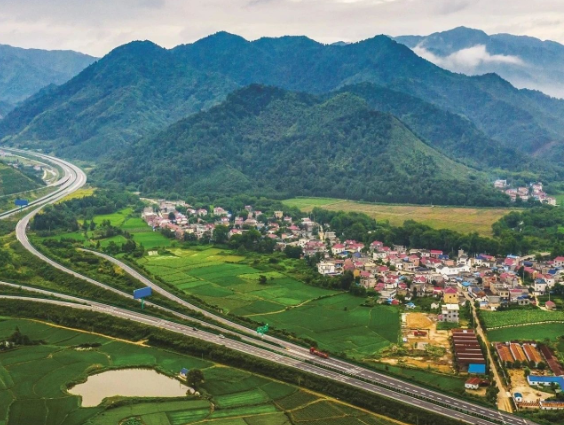全面消除現(xiàn)有3621個(gè)農(nóng)村黑臭水體，《安徽省農(nóng)村黑臭水體治理三年行動(dòng)方案（2024—2026年）》印發(fā)