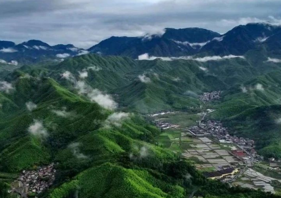 到2030年，碳排放統(tǒng)計核算體系構(gòu)建完成！8部門聯(lián)合印發(fā)《完善碳排放統(tǒng)計核算體系工作方案》